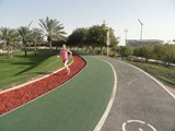 Gras, Finnenbahn, Tartan oder Asphalt zur Auswahl