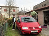 der Tisch wird fachgerecht montiert